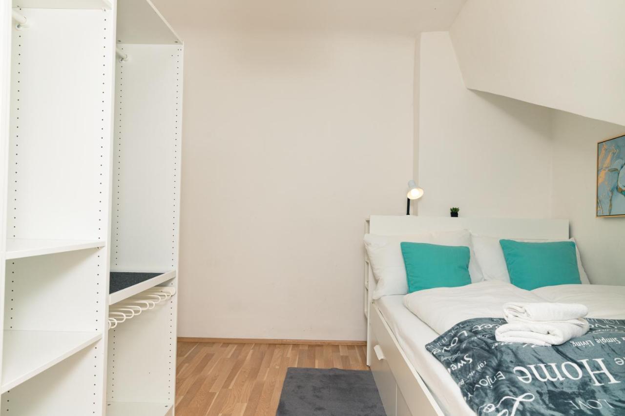 Milky Way Floor 2-bedroom Air Condition Apartment