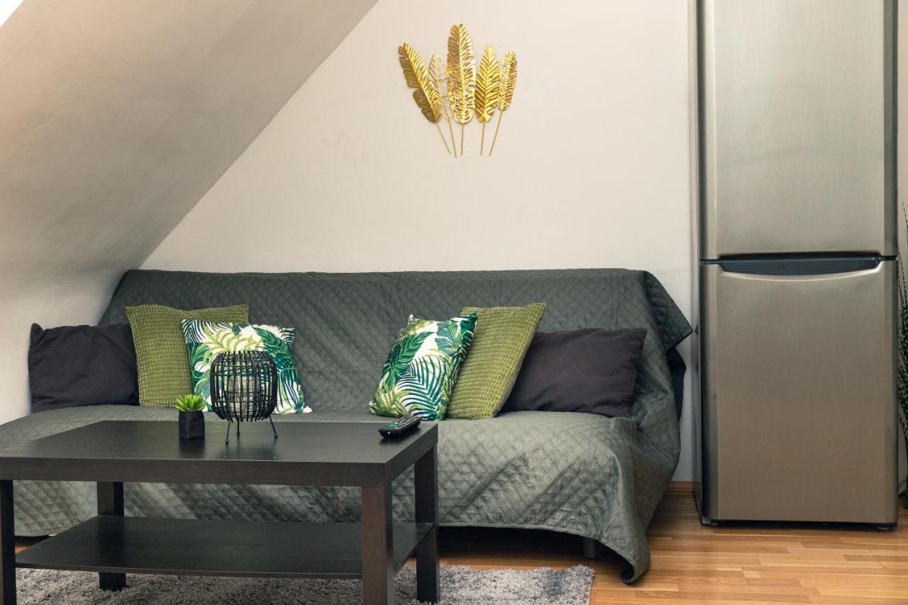 Milky Way Floor 2-bedroom Air Condition